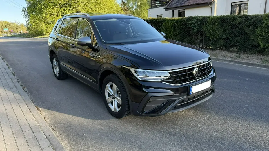 VOLKSWAGEN Tiguan Allspace -