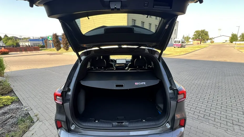 FORD Escape -