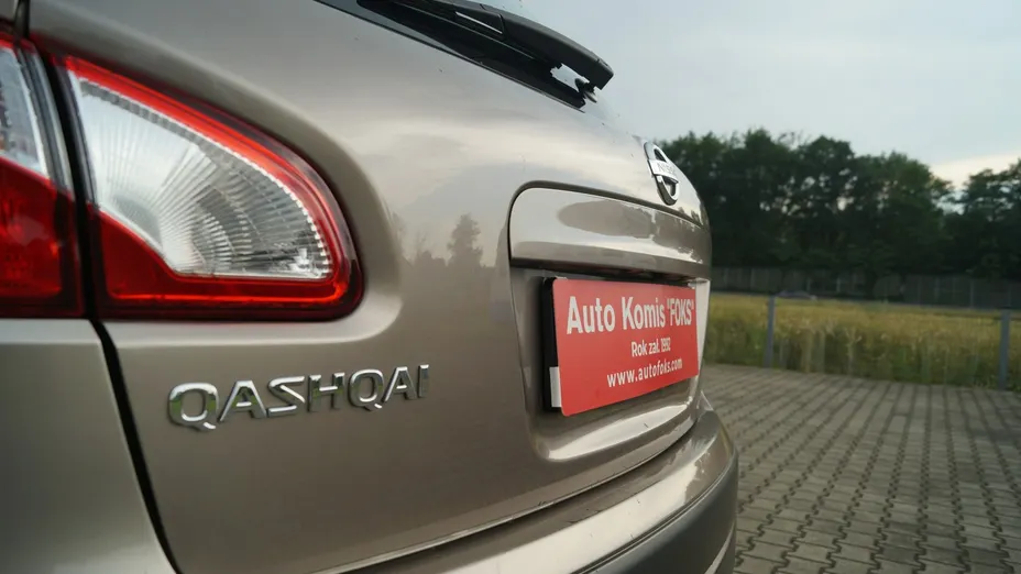 NISSAN Qashqai -