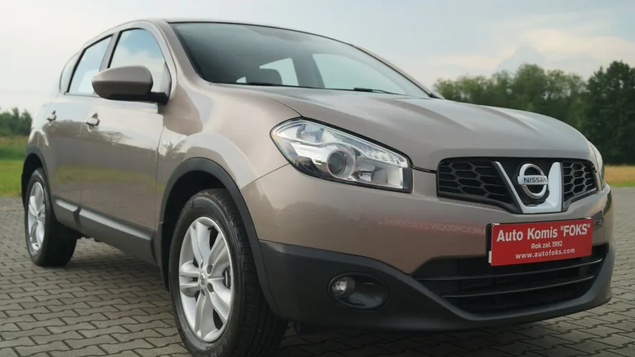 NISSAN Qashqai -