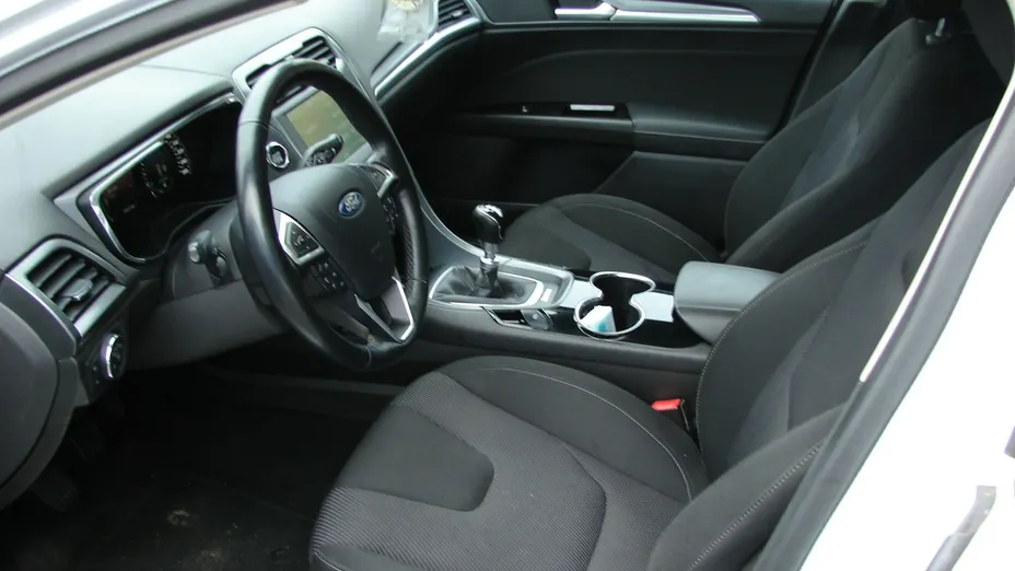 FORD Mondeo -