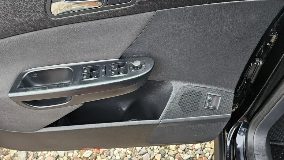 VOLKSWAGEN Passat -