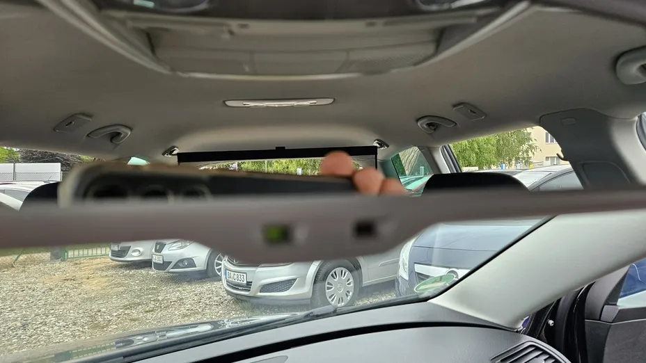 VOLKSWAGEN Passat -