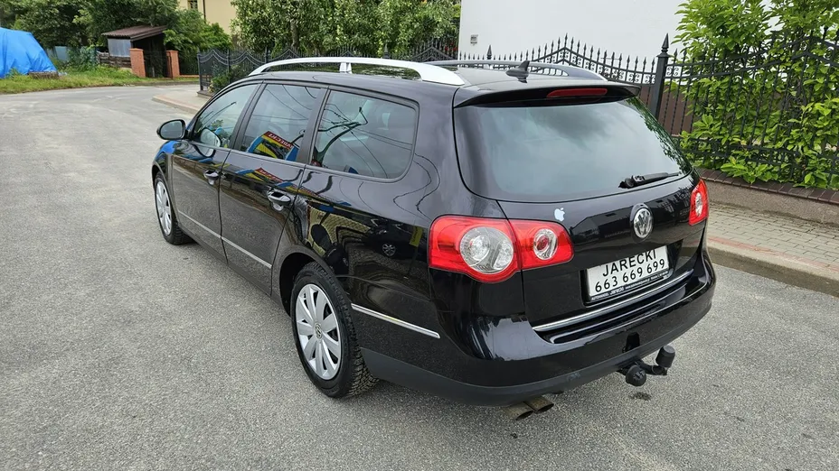VOLKSWAGEN Passat -