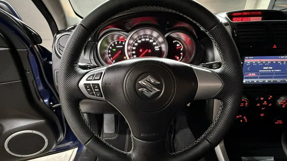 SUZUKI Grand Vitara -