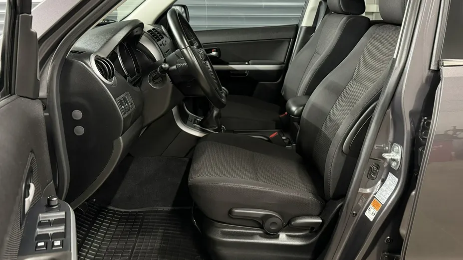 SUZUKI Grand Vitara -