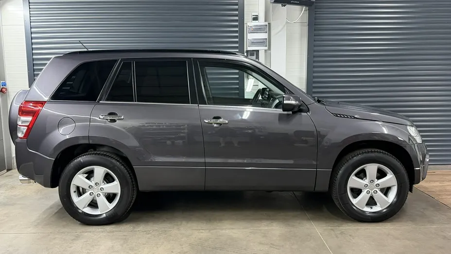 SUZUKI Grand Vitara -
