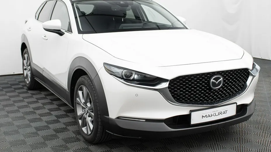MAZDA CX-30 -