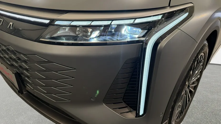 OMODA Omoda 9 -