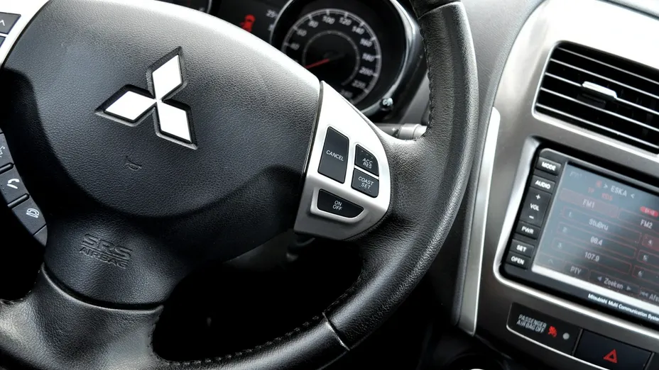 MITSUBISHI ASX -