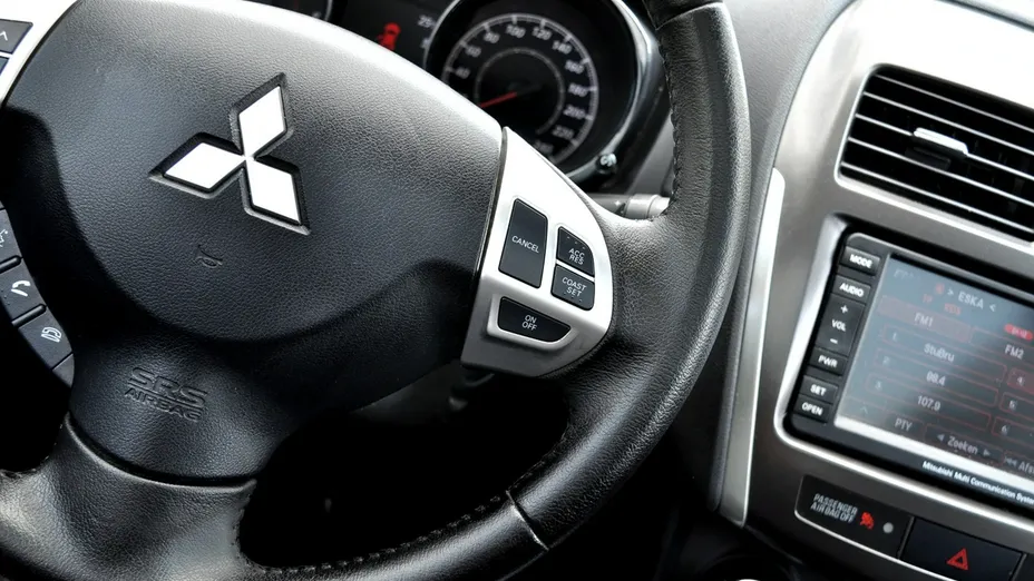 MITSUBISHI ASX -