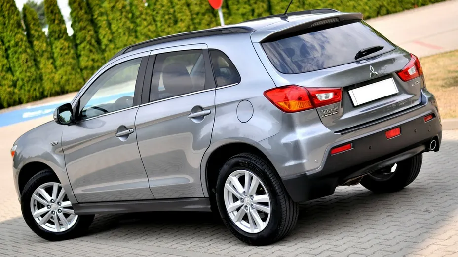 MITSUBISHI ASX -
