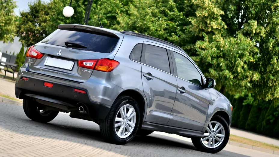 MITSUBISHI ASX -