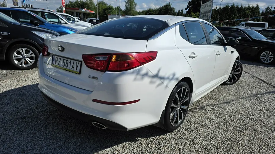 KIA Optima -