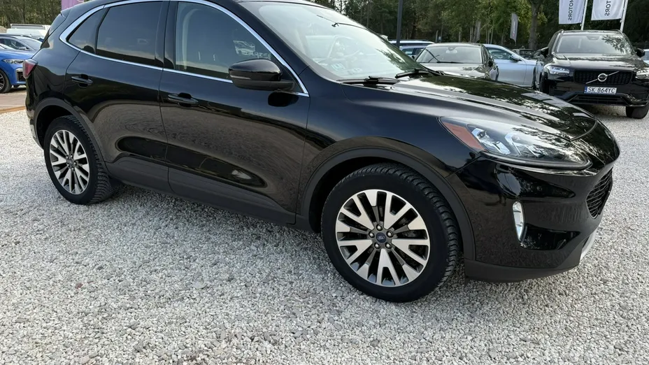 FORD Escape -