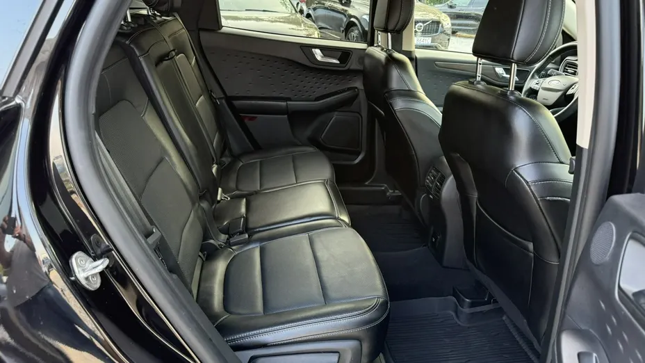FORD Escape -