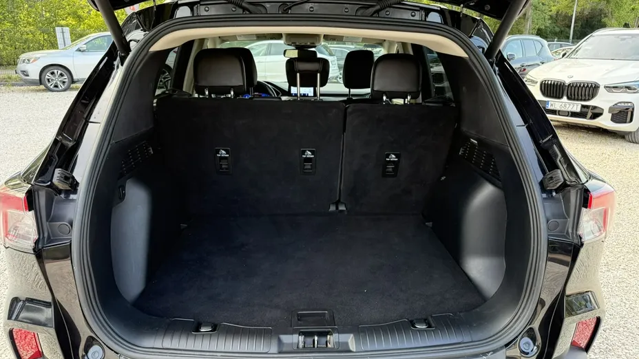FORD Escape -