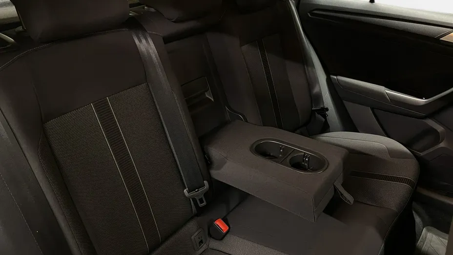 VOLKSWAGEN T-ROC -