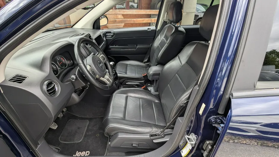 JEEP Compass -