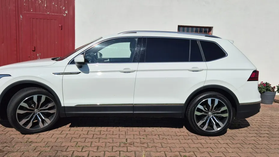 VOLKSWAGEN Tiguan Allspace -