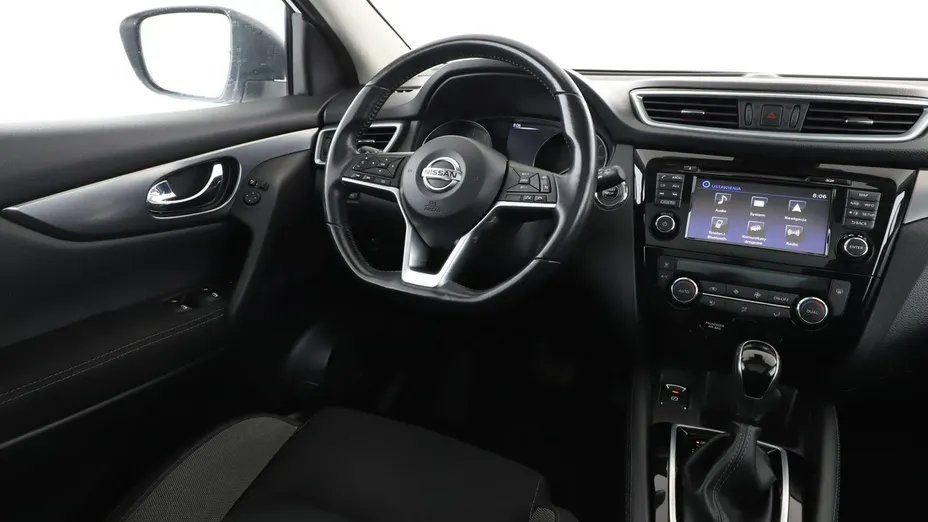 NISSAN Qashqai -