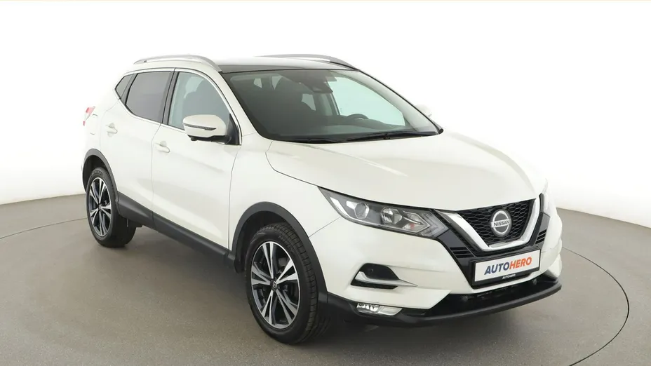 NISSAN Qashqai -
