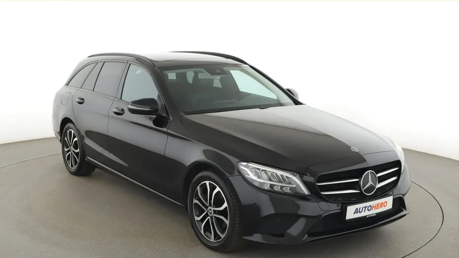 MERCEDES-BENZ C Klasa -