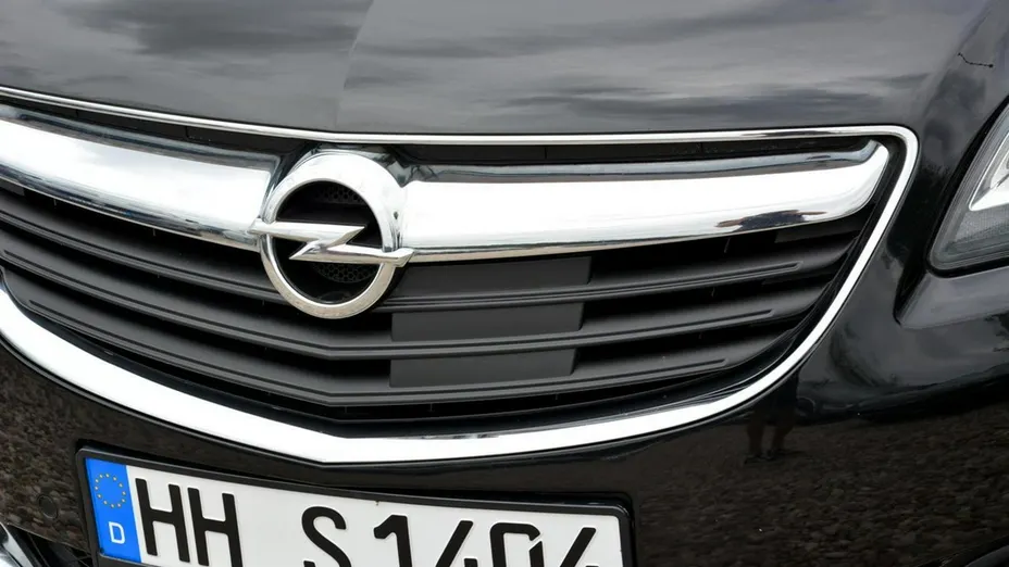 OPEL Insignia -