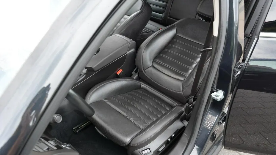 OPEL Insignia -