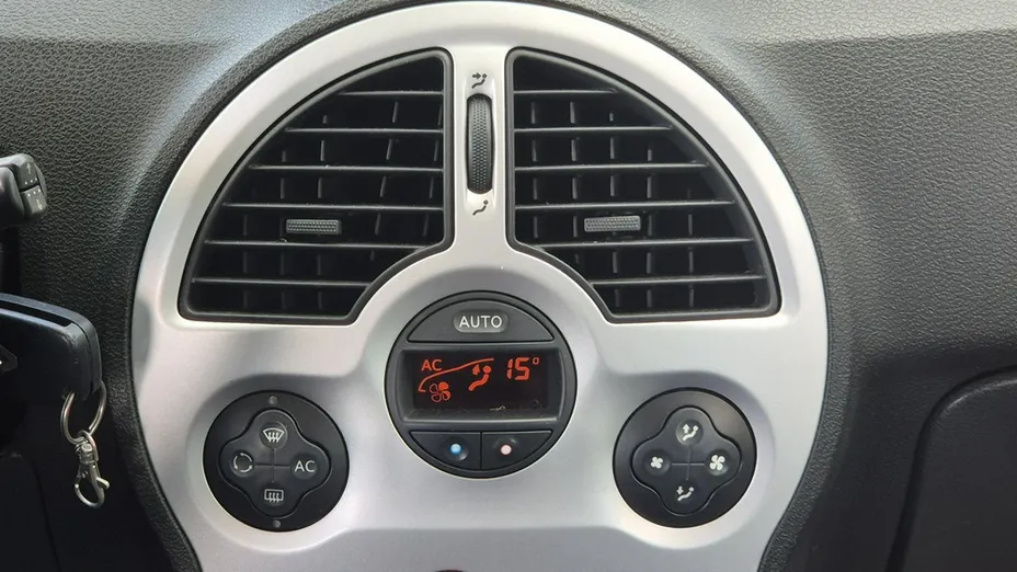 RENAULT Modus -