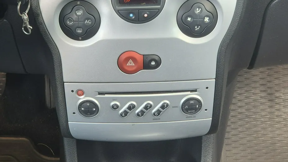 RENAULT Modus -