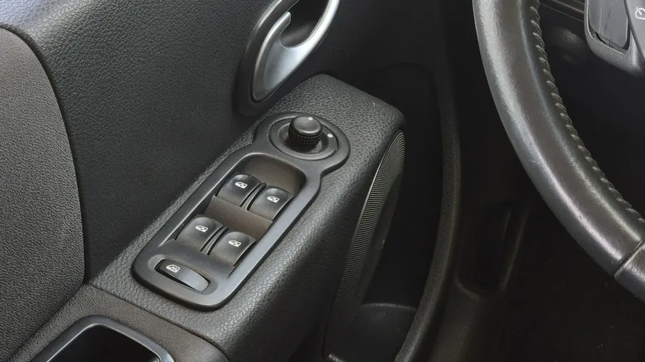 RENAULT Modus -