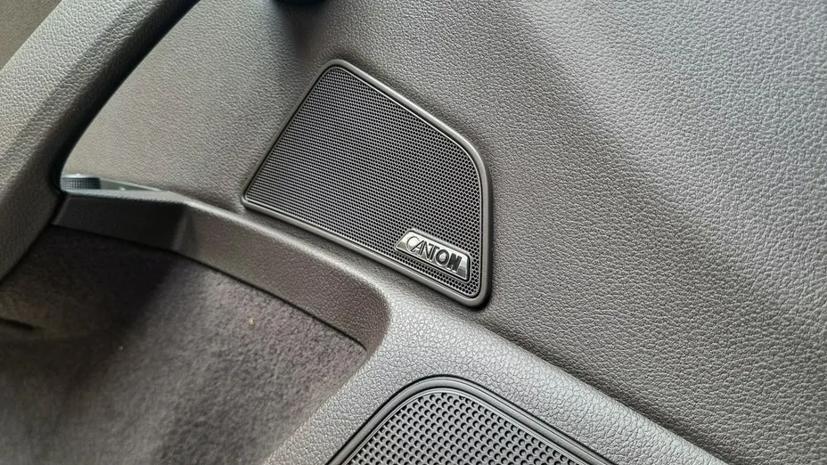 SKODA Superb -