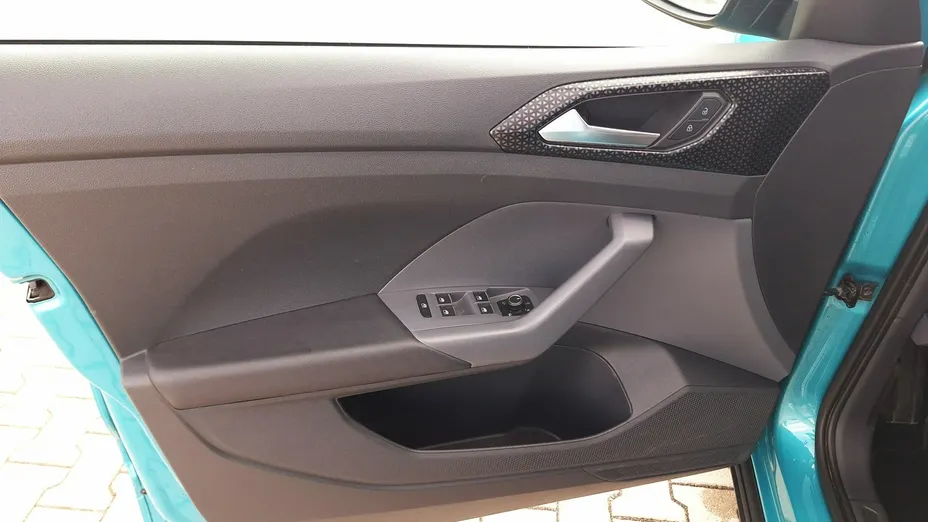 VOLKSWAGEN T-Cross -