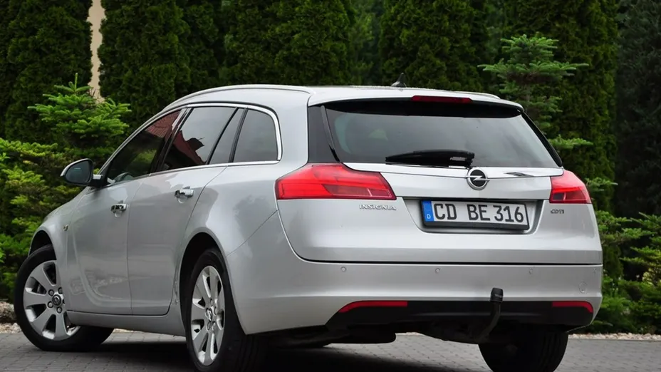 OPEL Insignia -