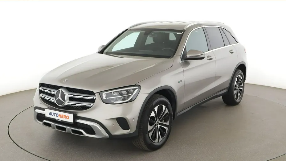 MERCEDES-BENZ GLC -