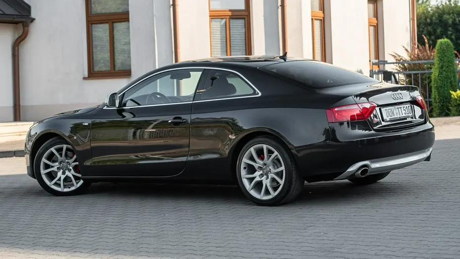 AUDI A5 -