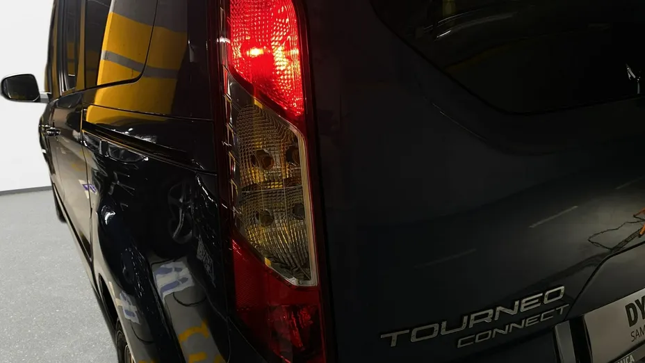 FORD Tourneo Connect -