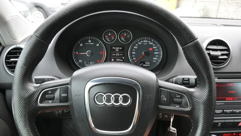 AUDI A3 -