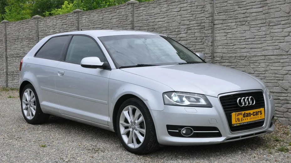 AUDI A3 -