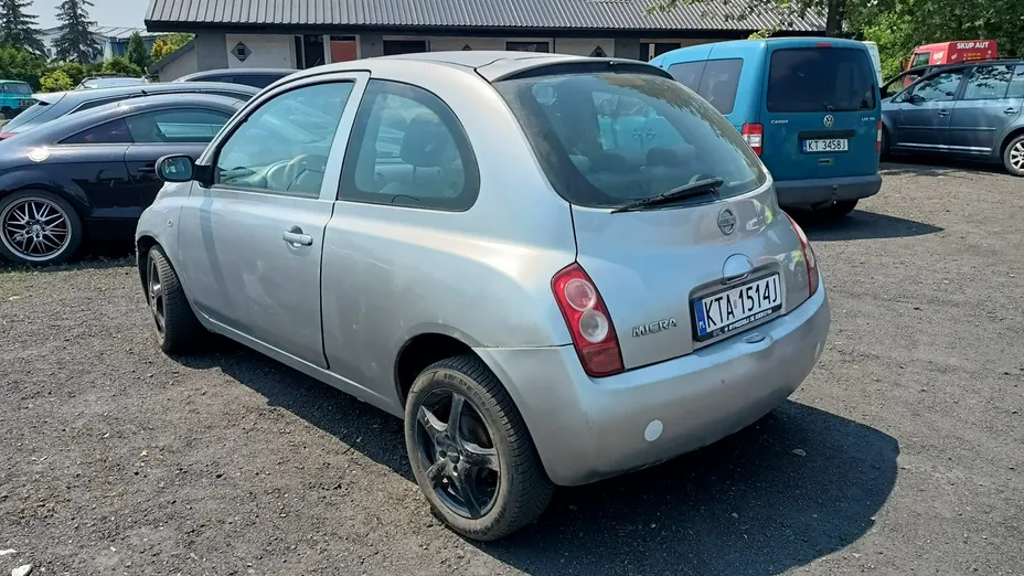 NISSAN Micra -