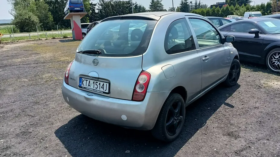 NISSAN Micra -