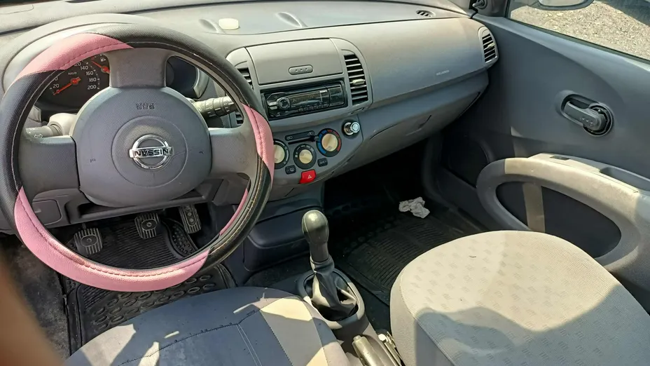 NISSAN Micra -