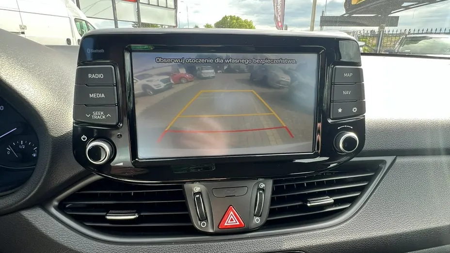 HYUNDAI i30 -