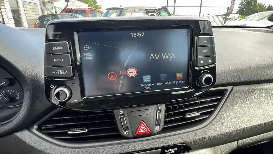 HYUNDAI i30 -