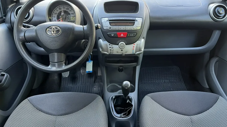 TOYOTA Aygo -