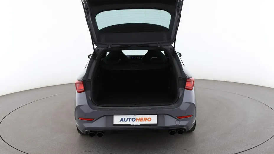 CUPRA Leon -