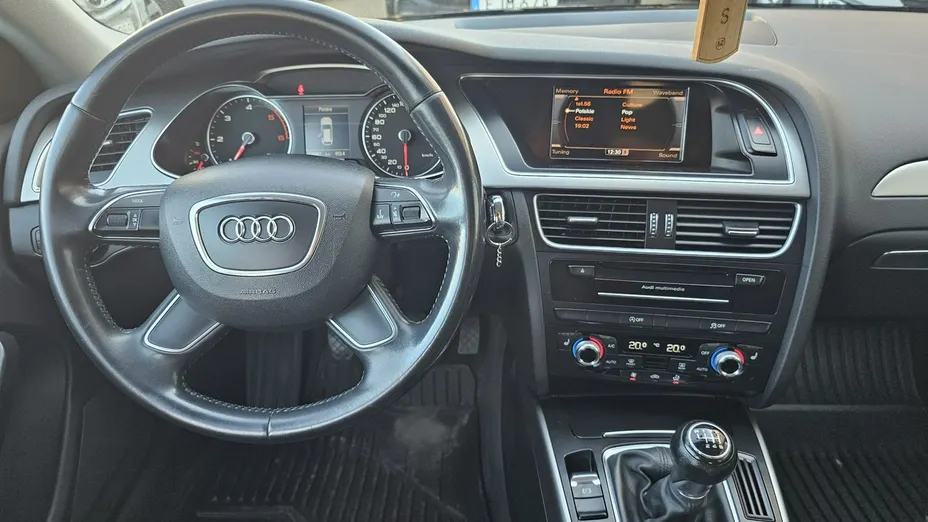 AUDI A4 Avant -