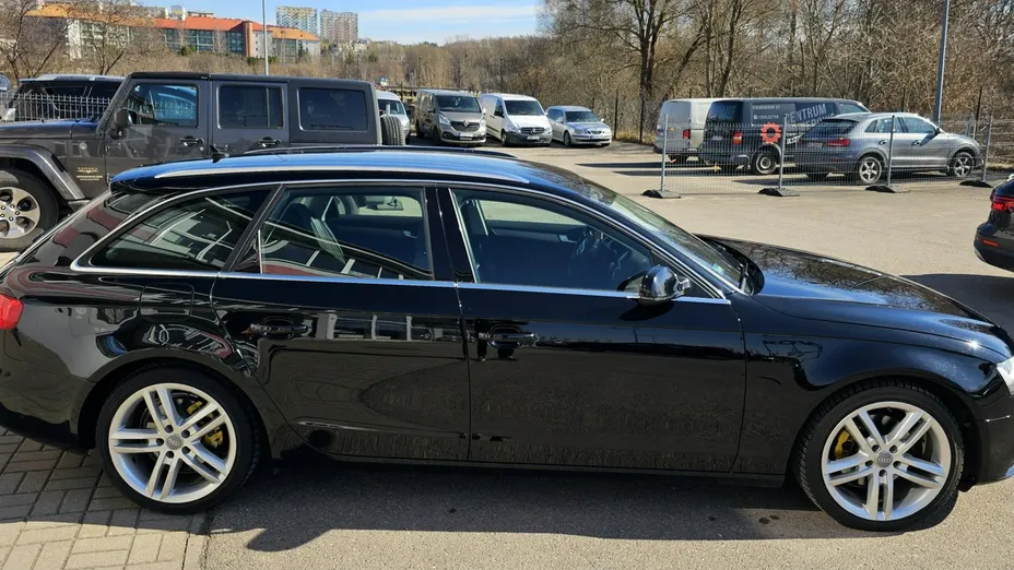 AUDI A4 Avant -