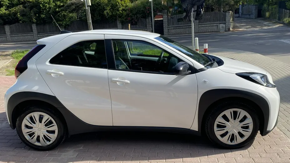 TOYOTA Aygo X -